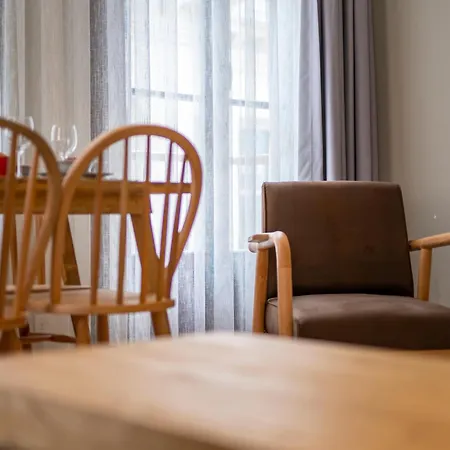 Kuledibi Suites, Historical 2-bedroom No-7 * Istambul